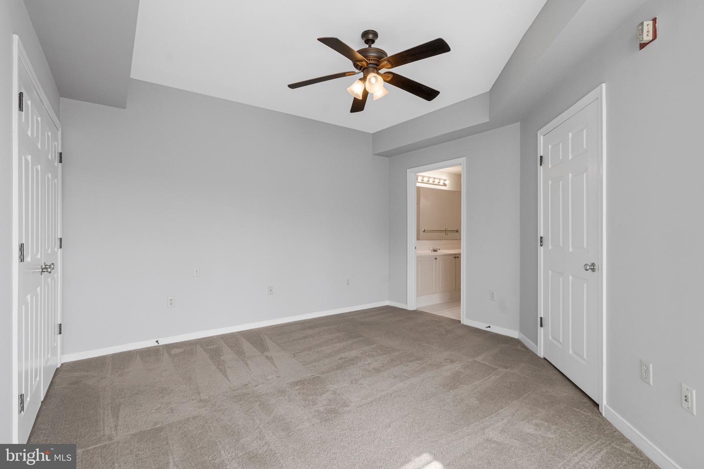 1625 International Dr #321 Property Photo 14