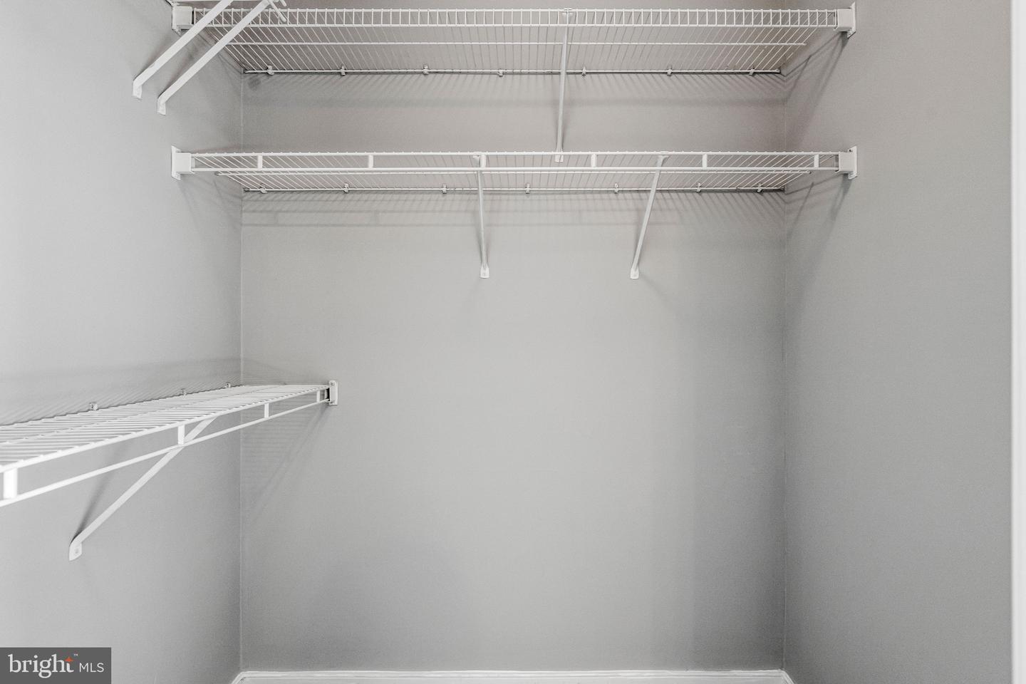 1625 International Dr #321 Property Photo 17