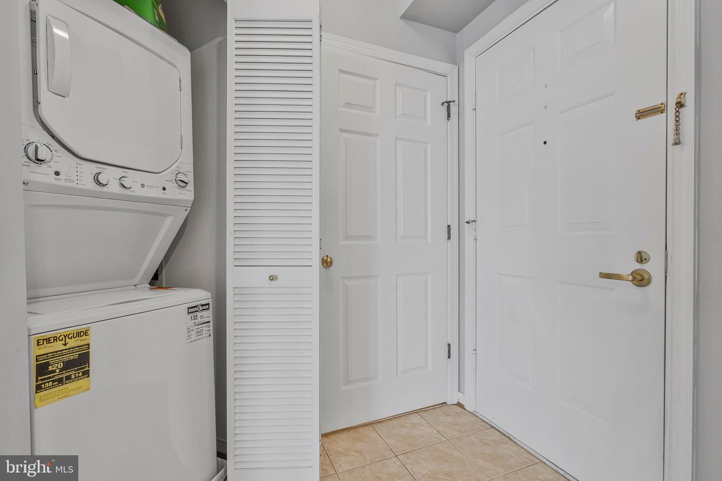 1625 International Dr #321 Property Photo 22