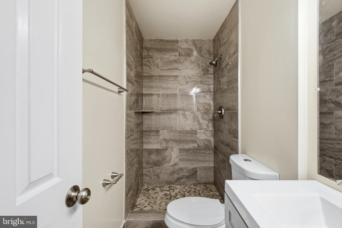 7810 Lake Pleasant Dr Property Photo 31