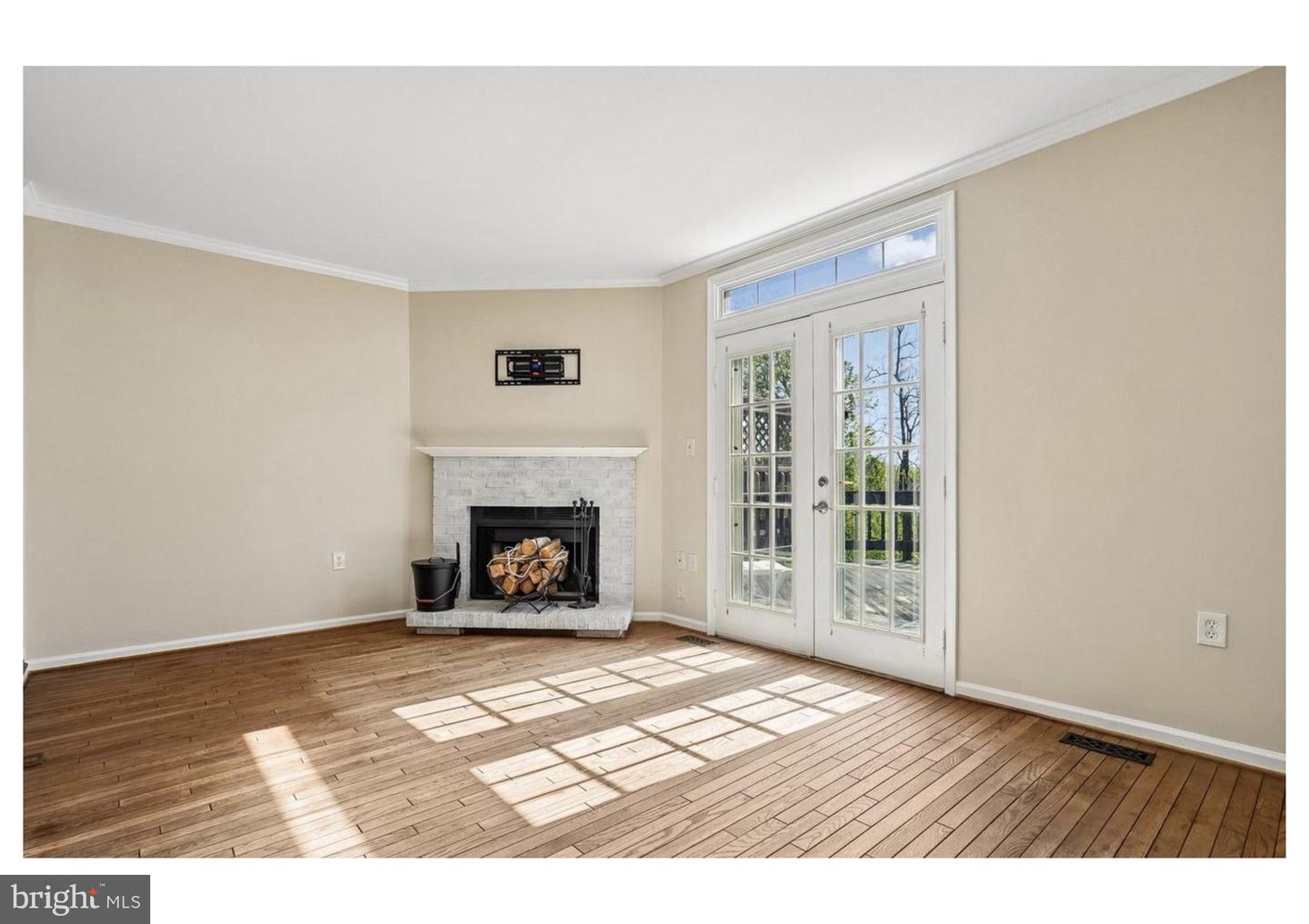14033 Betsy Ross Ln Property Photo 6