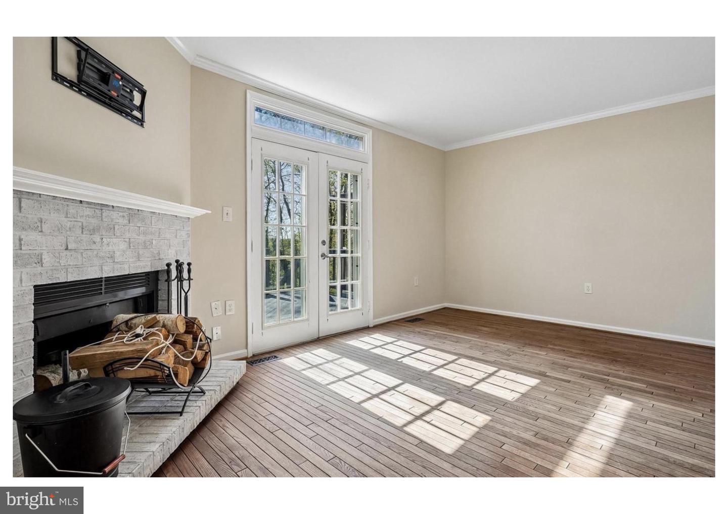 14033 Betsy Ross Ln Property Photo 7