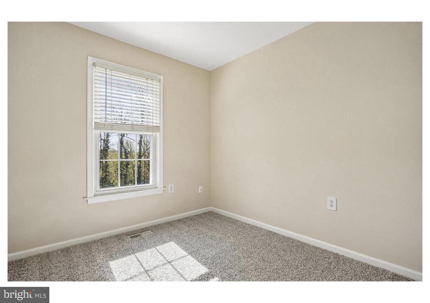 14033 Betsy Ross Ln Property Photo 13