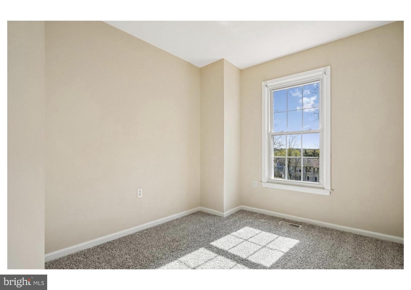 14033 Betsy Ross Ln Property Photo 15