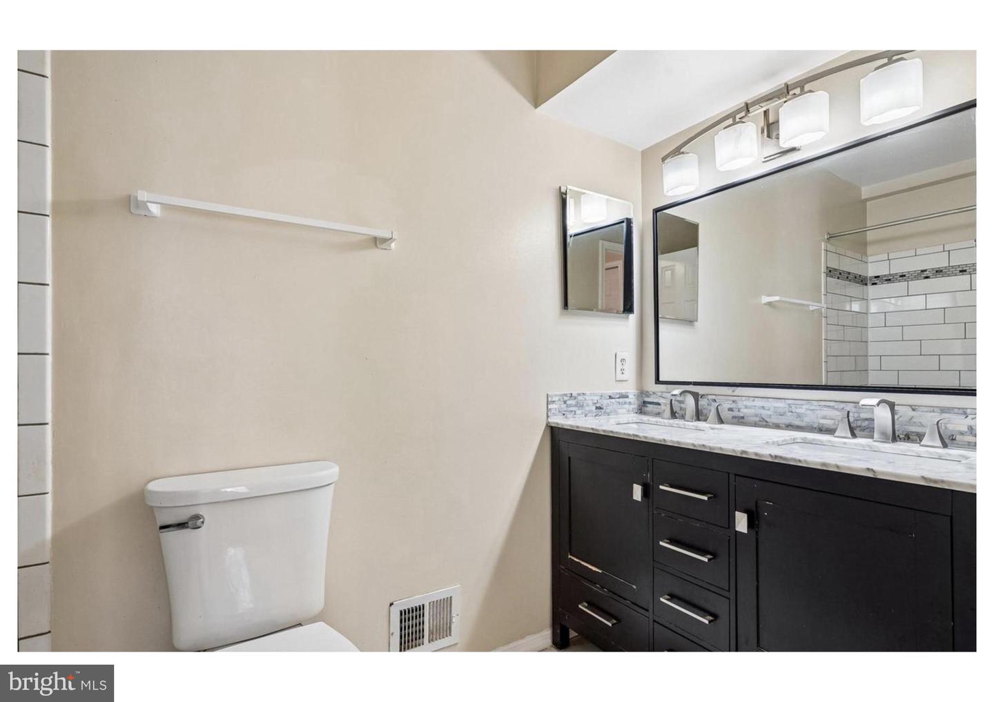 14033 Betsy Ross Ln Property Photo 20