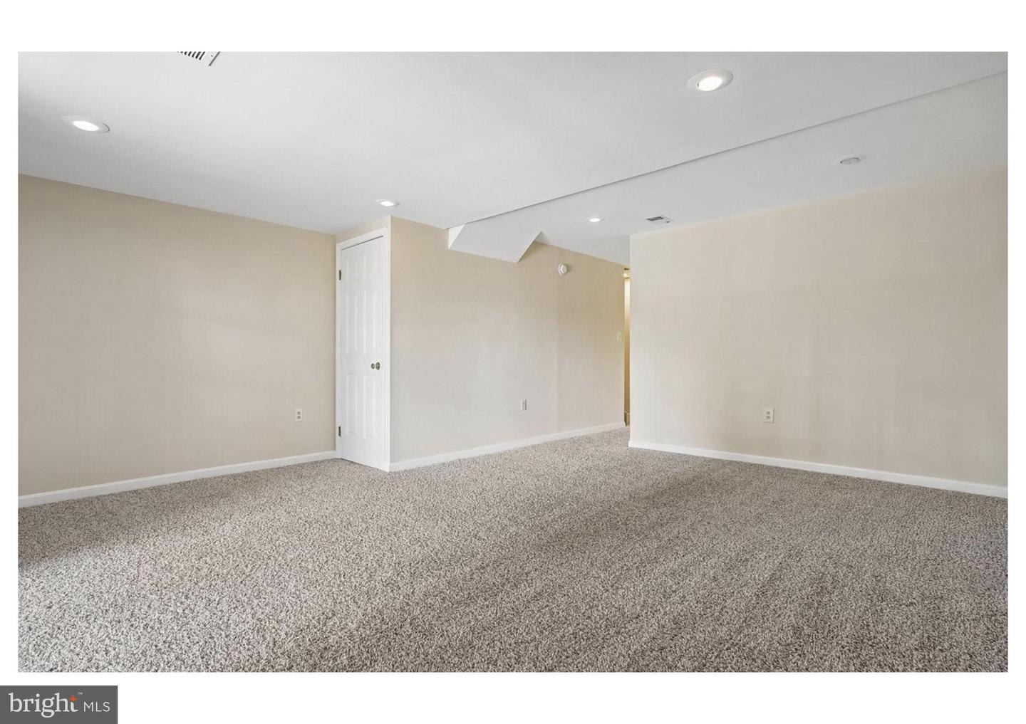 14033 Betsy Ross Ln Property Photo 23
