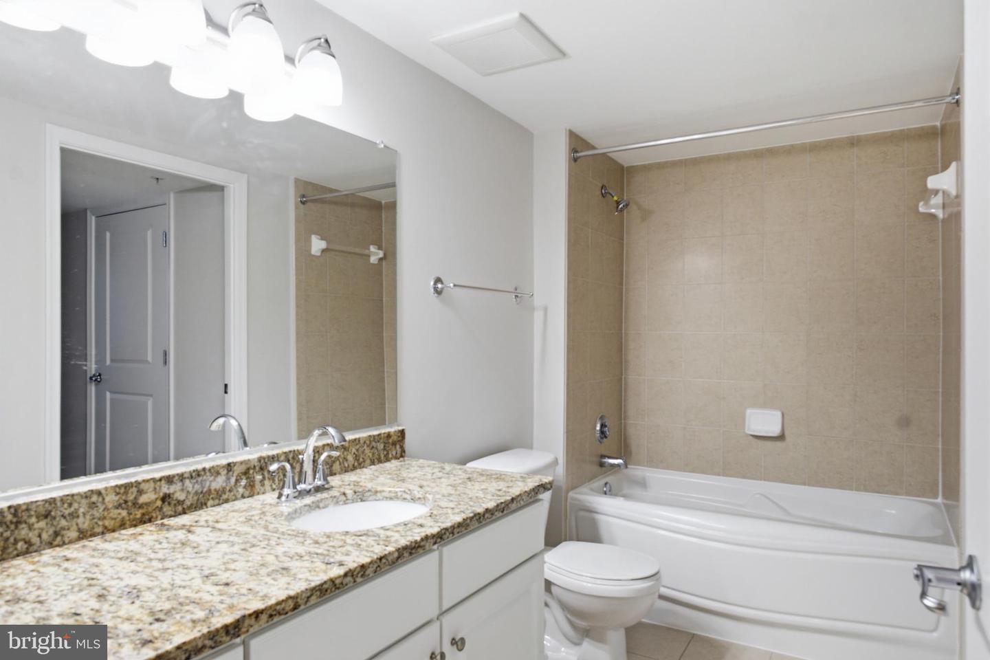 11800 Sunset Hills Rd #202 Property Photo 18