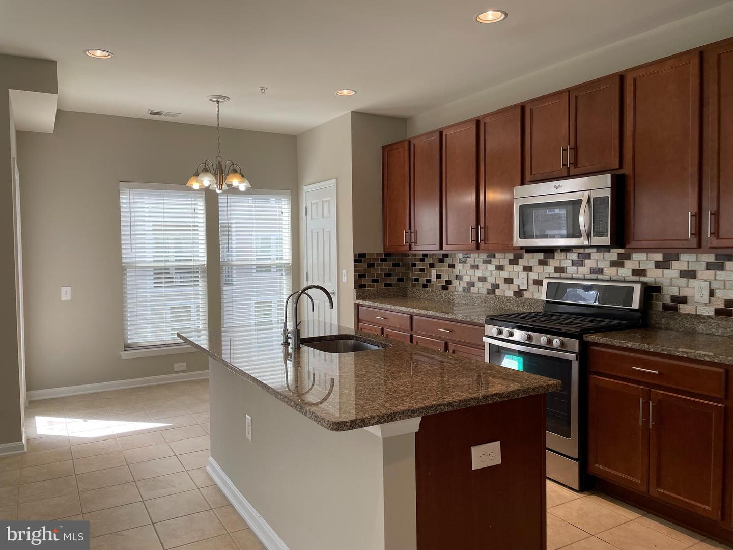 2953 Finsbury Pl #96 Property Photo 6
