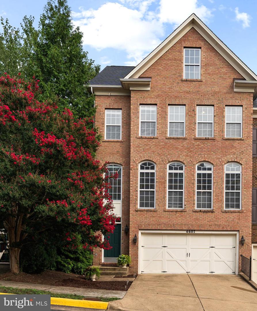 4607 Aspen Hill Ct Property Photo 1