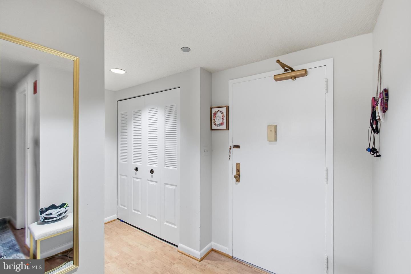 3709 South George Mason Dr #1115e Property Photo 7