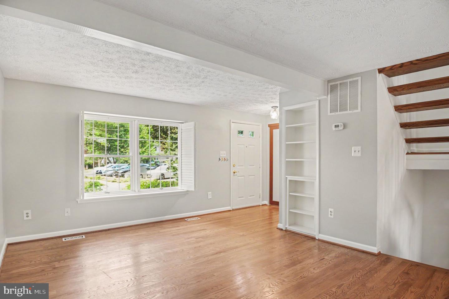 11510 Underoak Ct Property Photo 3