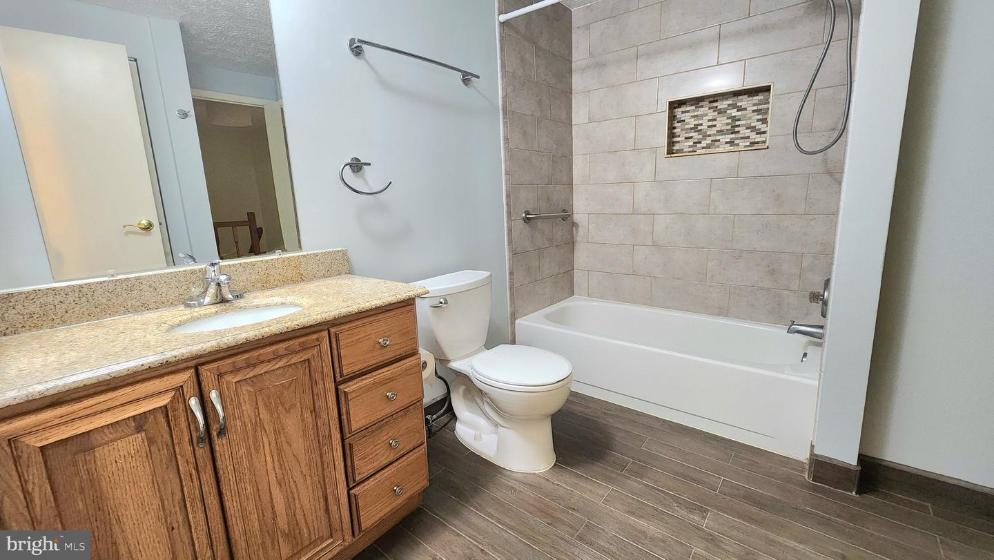 11510 Underoak Ct Property Photo 14