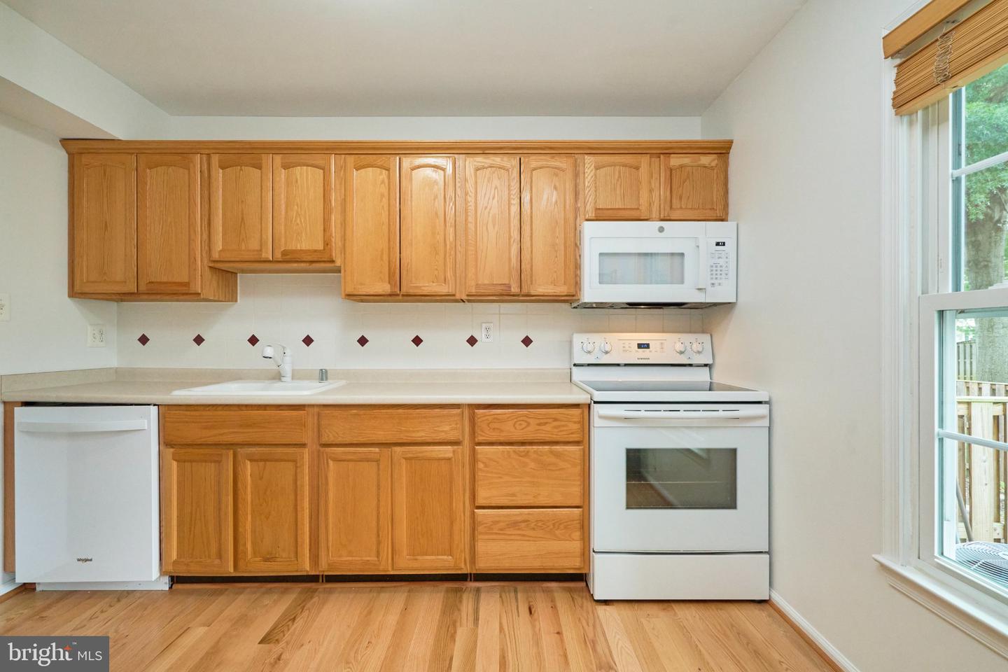 2788 Knollside Ln Property Photo 8