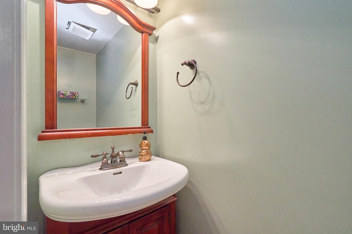 2788 Knollside Ln Property Photo 15