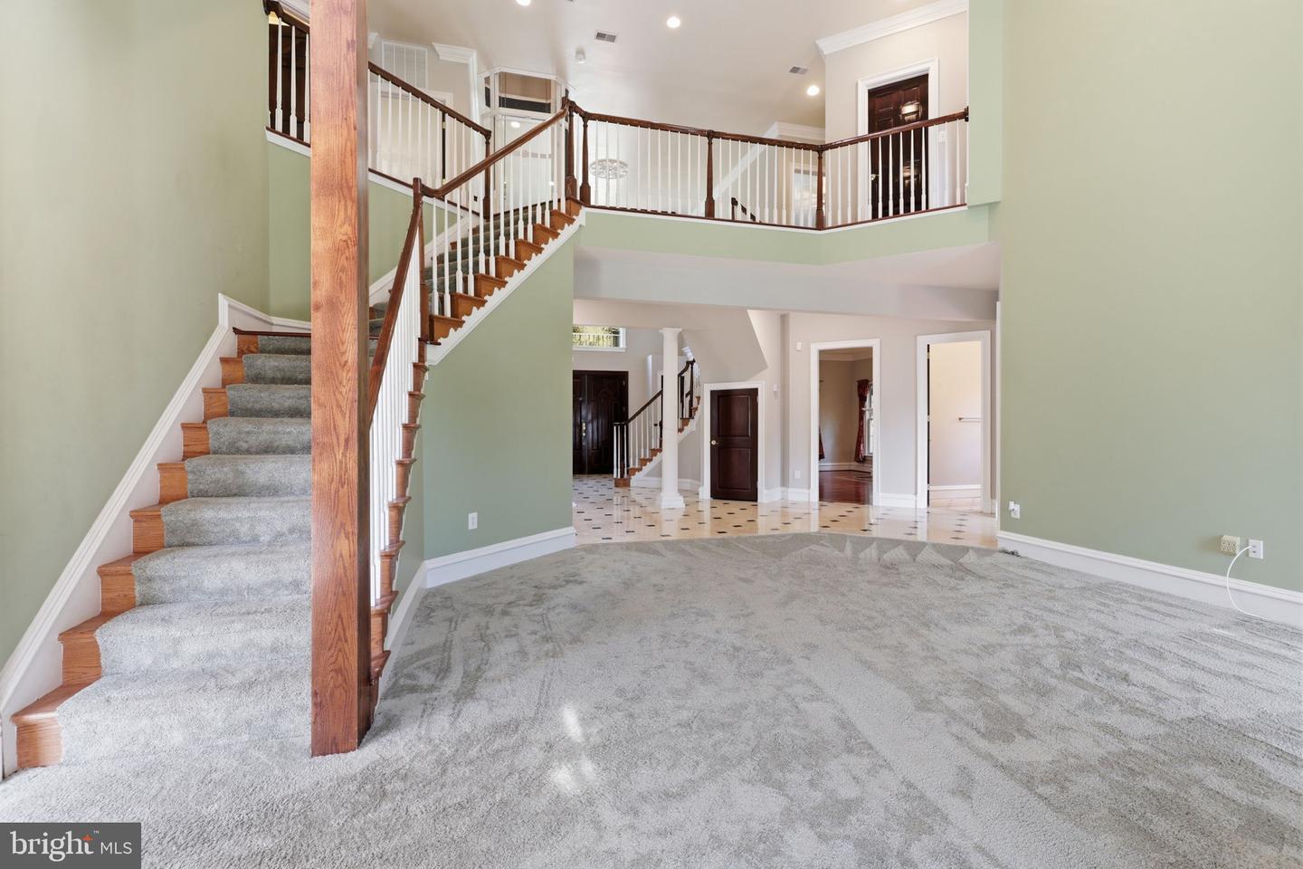 8813 Oak Leaf Dr Property Photo 11