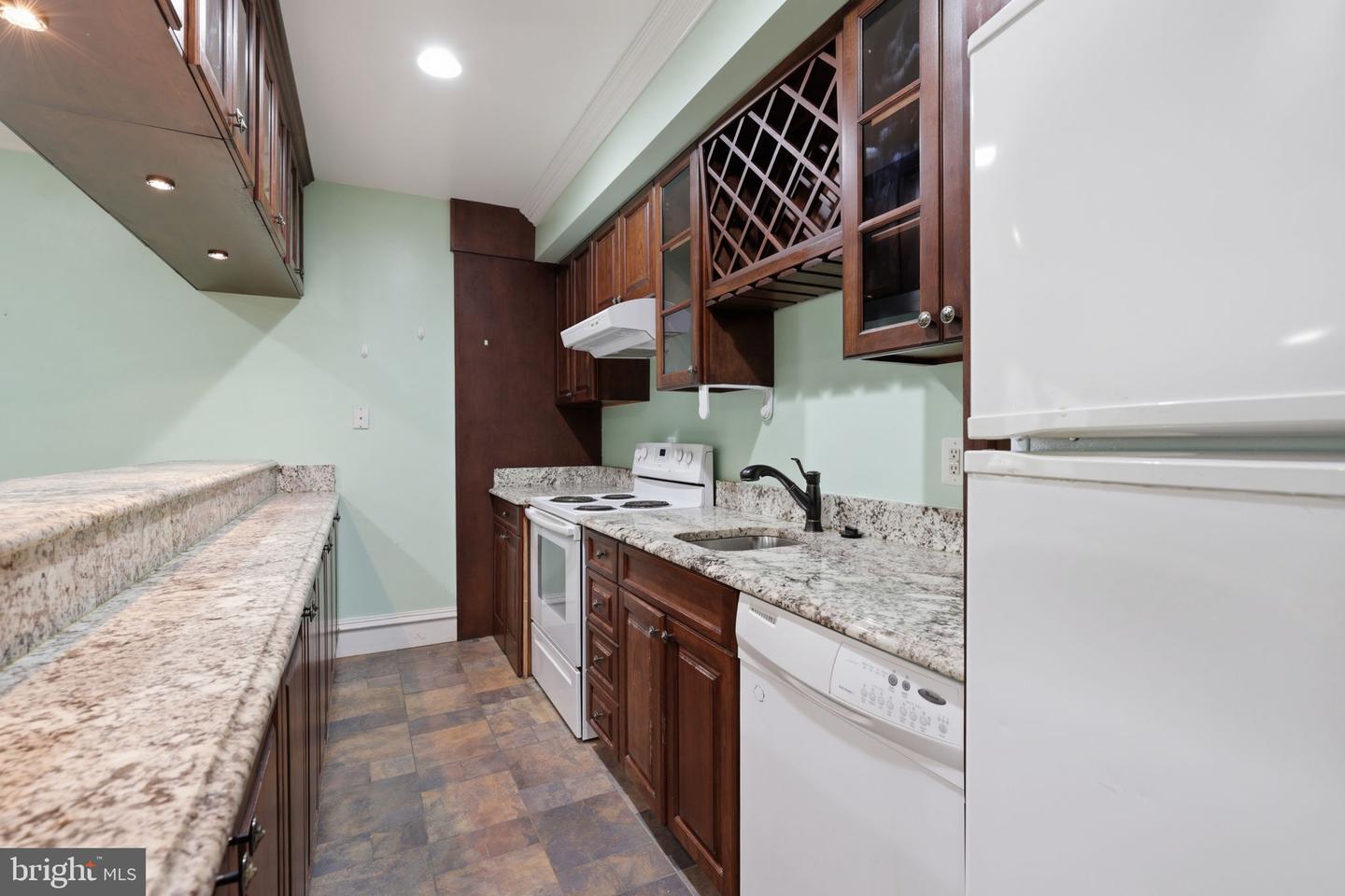8813 Oak Leaf Dr Property Photo 47