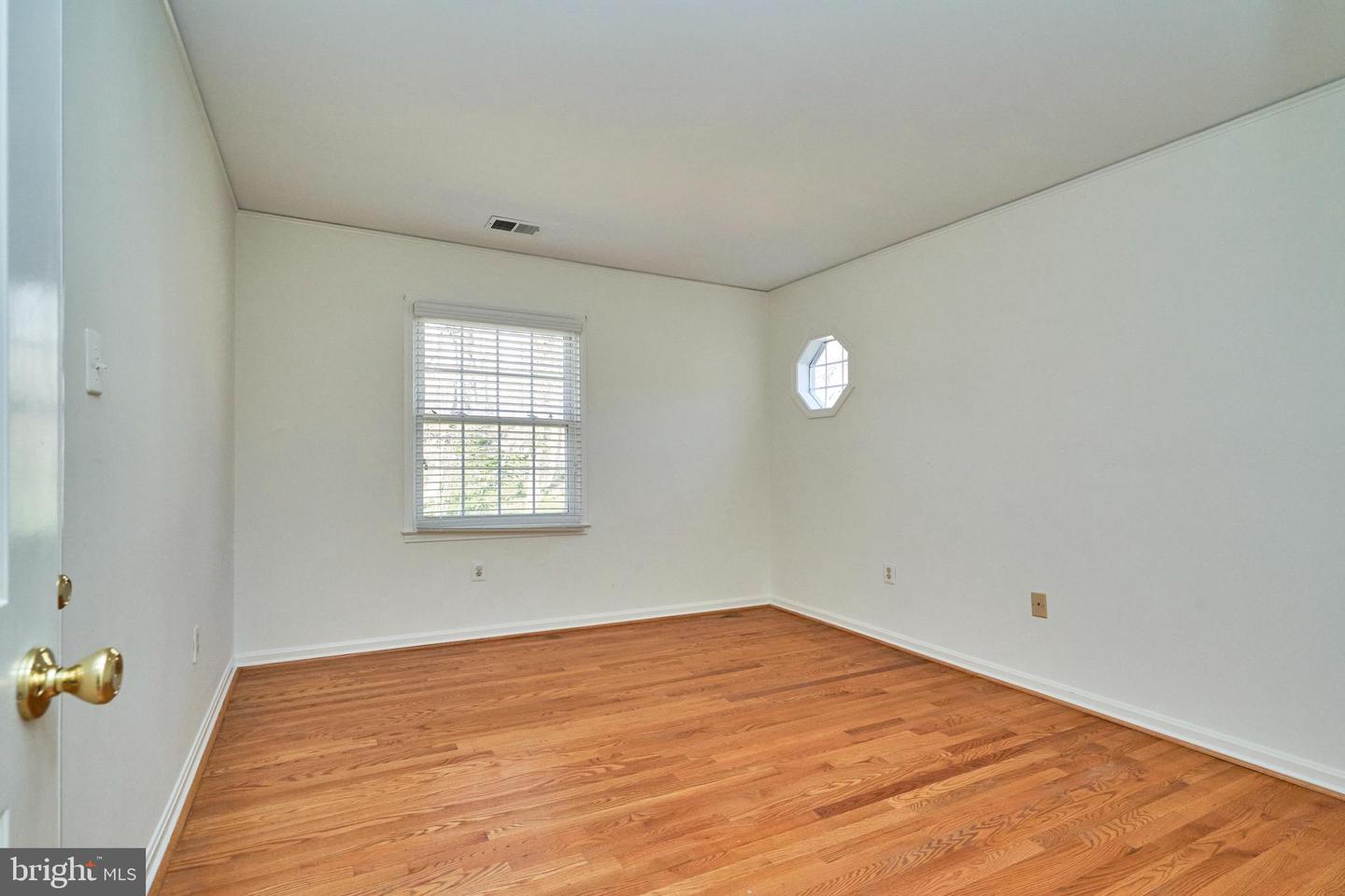5806 Bent Twig Rd Property Photo 27