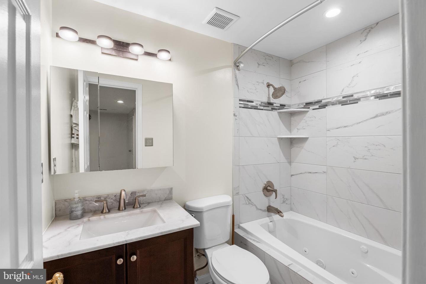 8063 Dulciana Ct Property Photo 8