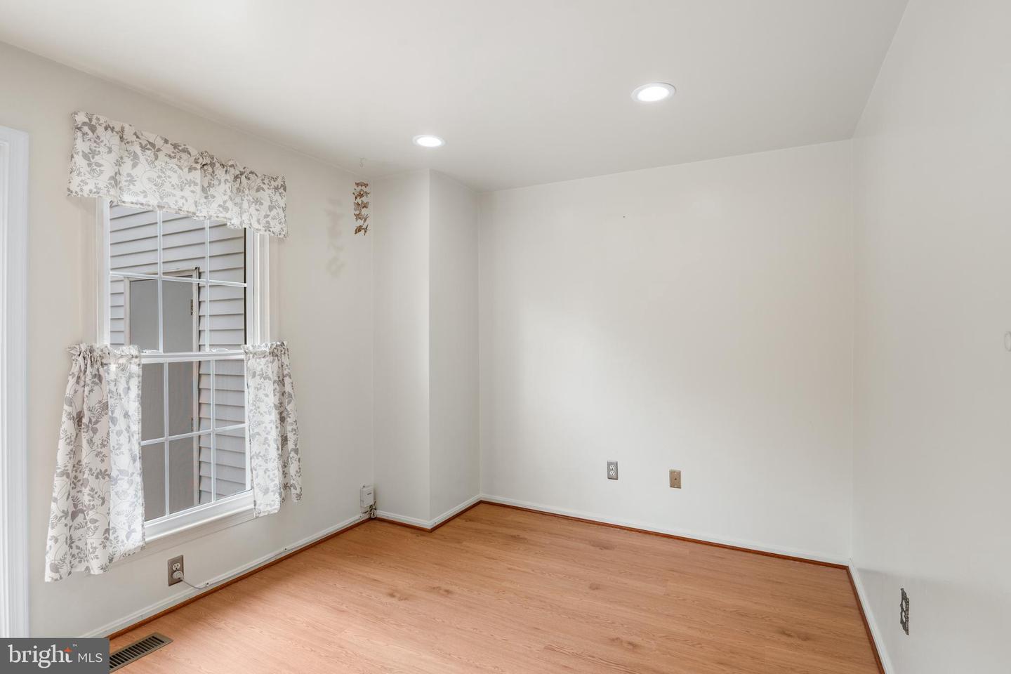 8063 Dulciana Ct Property Photo 12