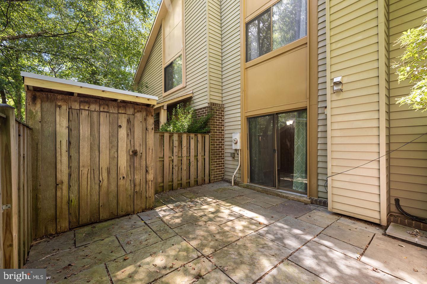 10673 Spring Oak Ct Property Photo 7
