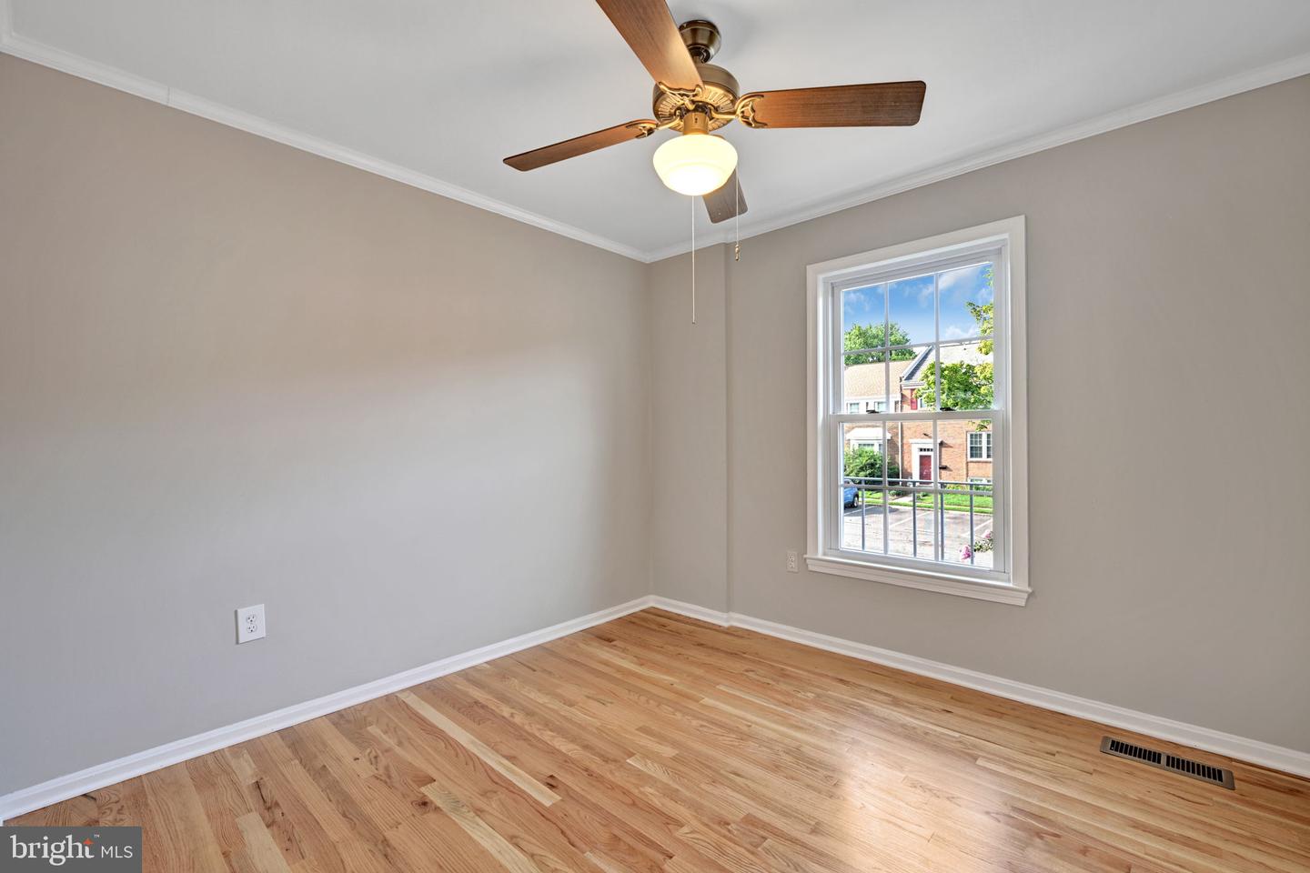 8069 Powderbrook Ln Property Photo 30