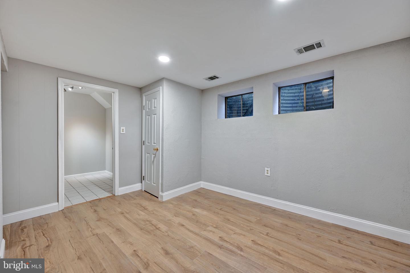 8069 Powderbrook Ln Property Photo 39