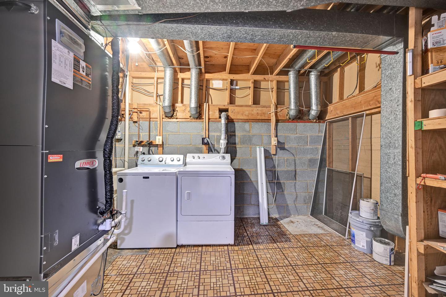 8069 Powderbrook Ln Property Photo 40