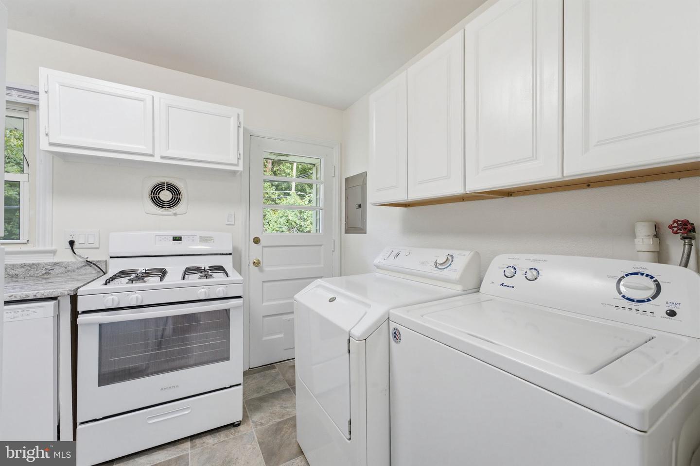 6711 Swarthmore Dr Property Photo 14