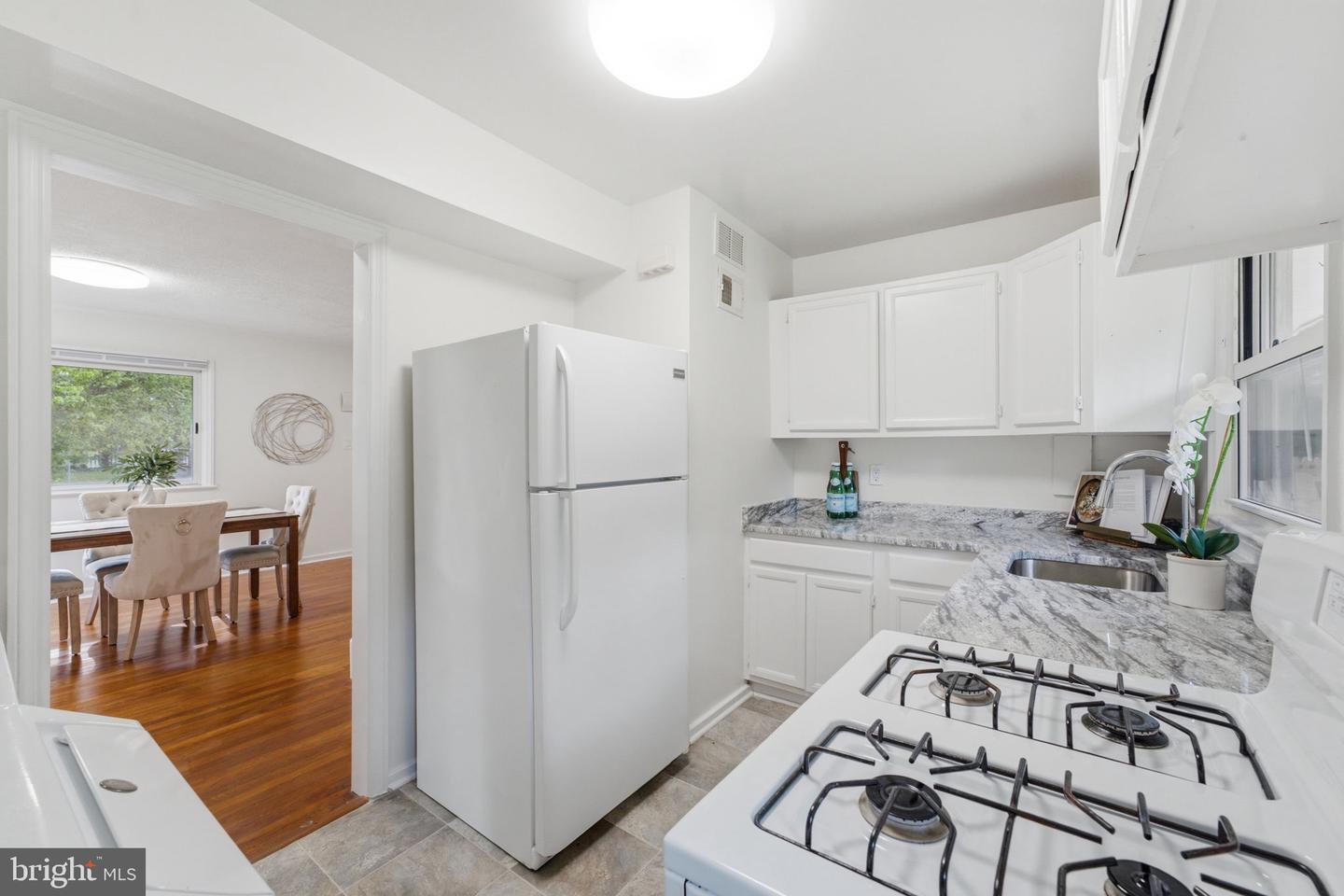 6711 Swarthmore Dr Property Photo 16