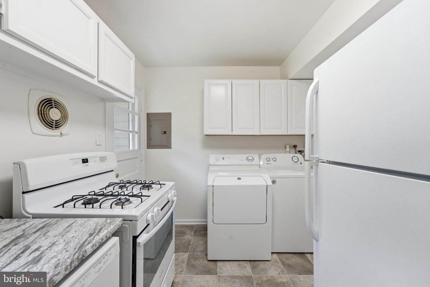 6711 Swarthmore Dr Property Photo 18