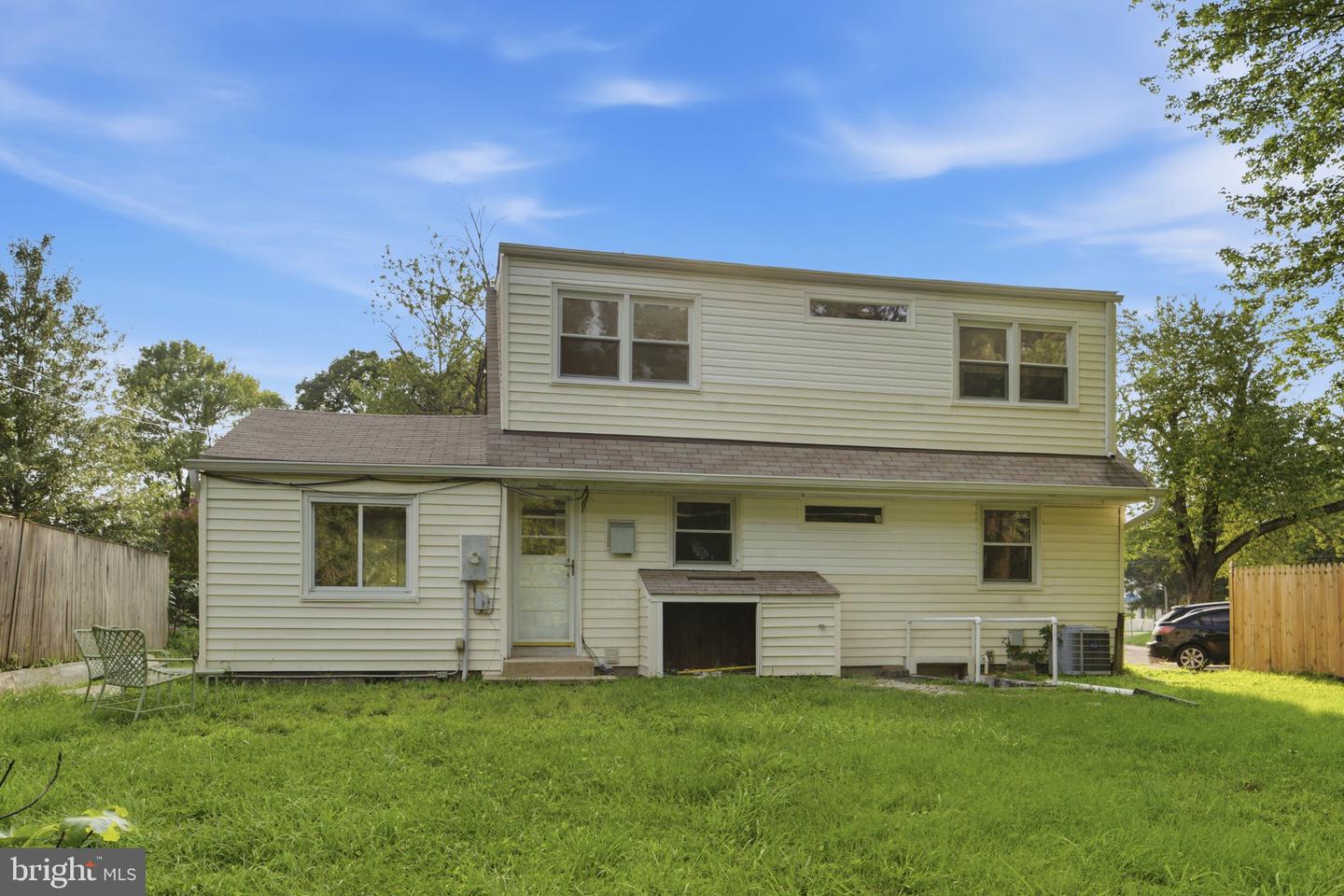 6711 Swarthmore Dr Property Photo 45