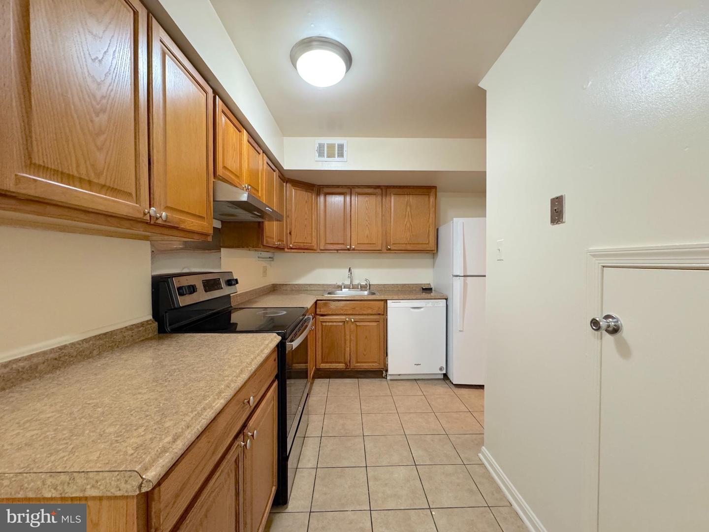 4657 Logsdon Dr Property Photo 5
