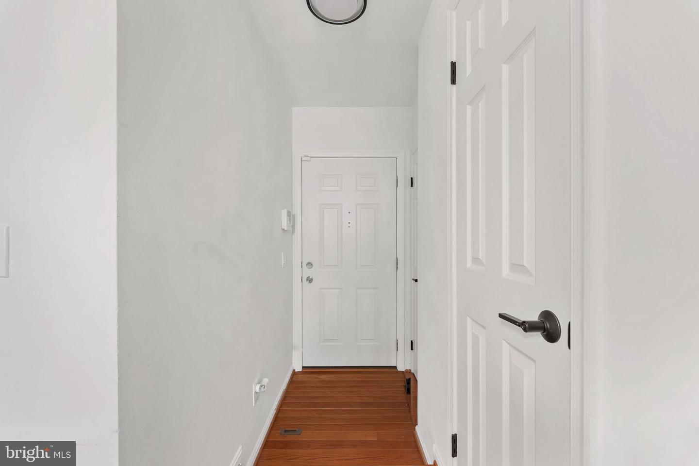 3022 Kings Village Rd Property Photo 5