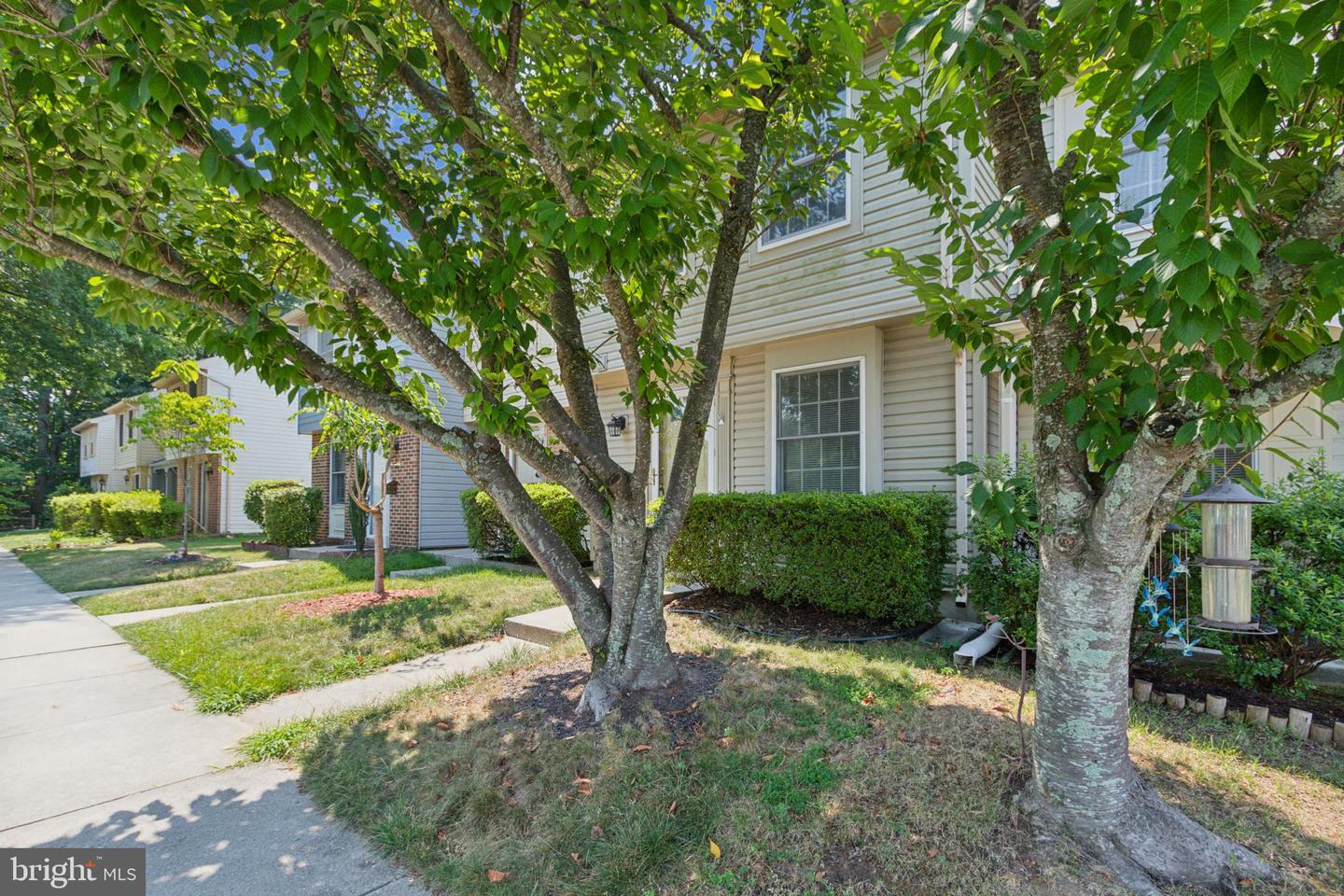 8483 Aurora Ct Property Photo 3