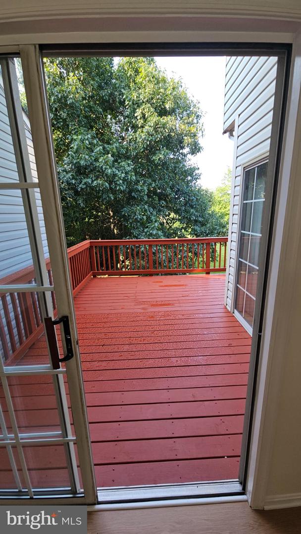 6852 Drifton Ct Property Photo 10