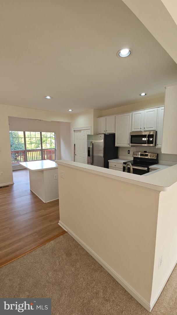 6852 Drifton Ct Property Photo 13
