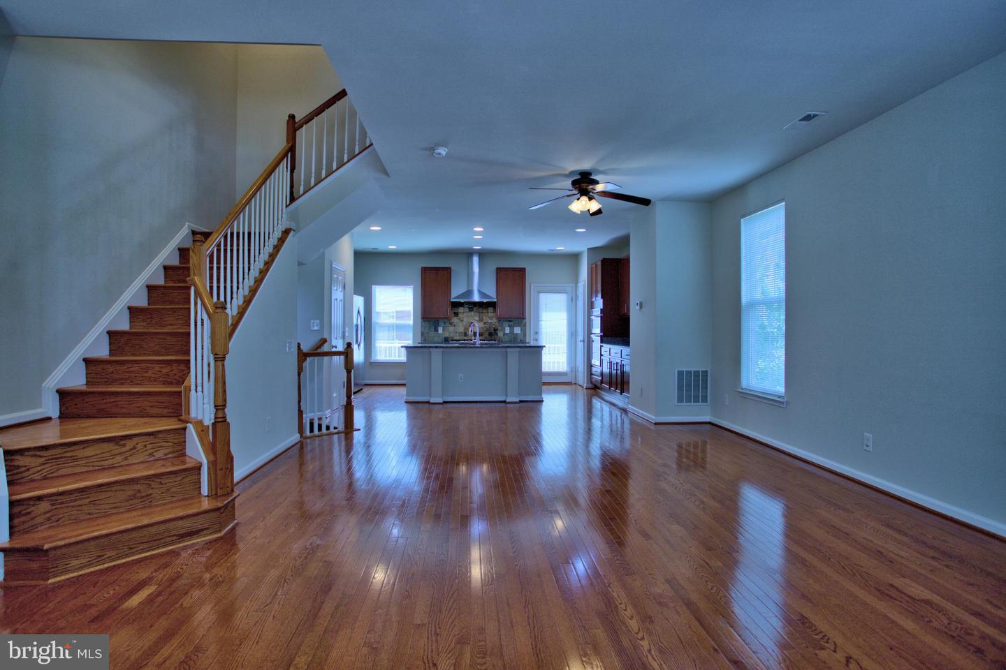9612 Stockwell Ln Property Photo 16