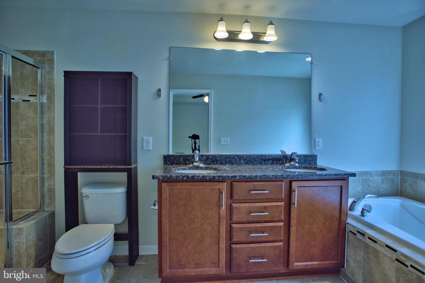 9612 Stockwell Ln Property Photo 21