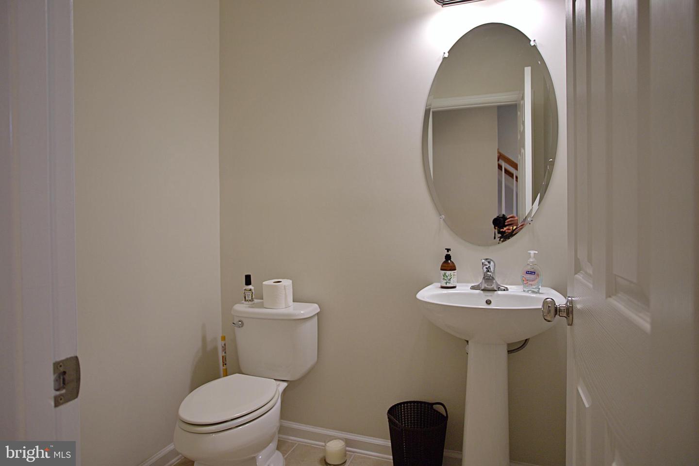 9612 Stockwell Ln Property Photo 27