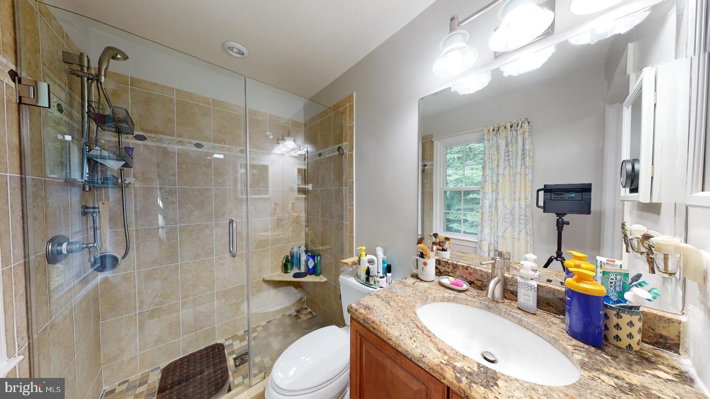 7628 Chancellor Way Property Photo 14