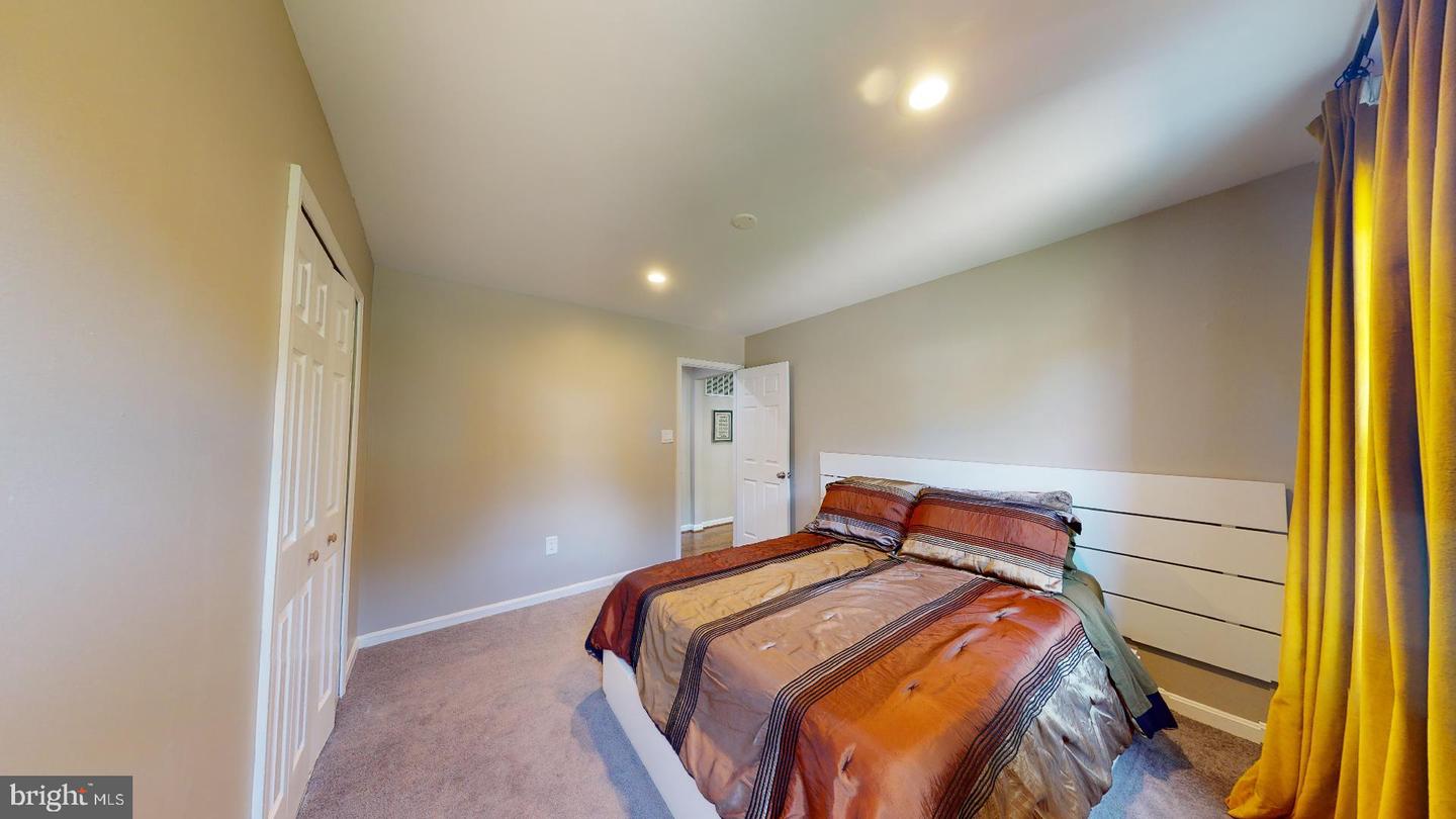 7628 Chancellor Way Property Photo 18
