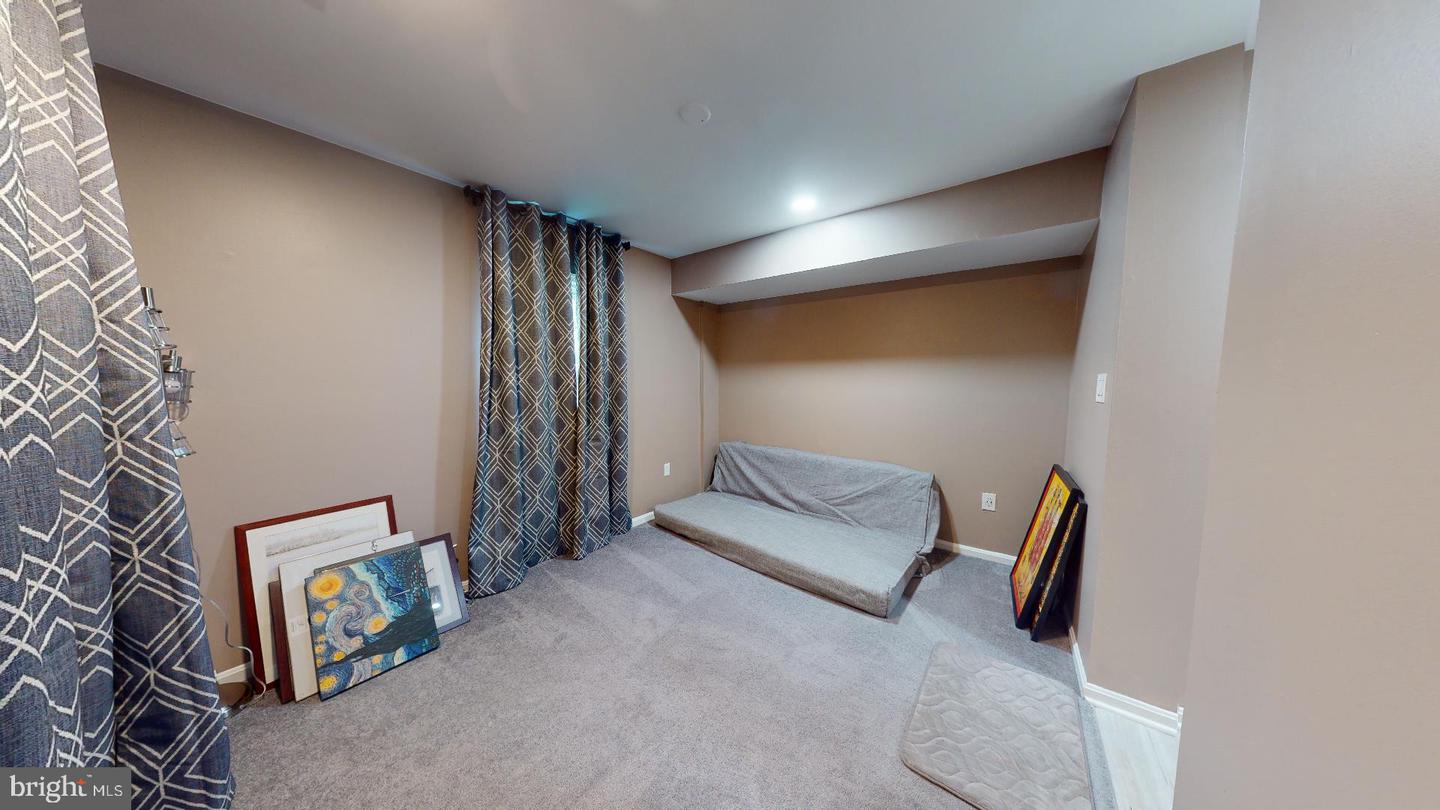 7628 Chancellor Way Property Photo 22