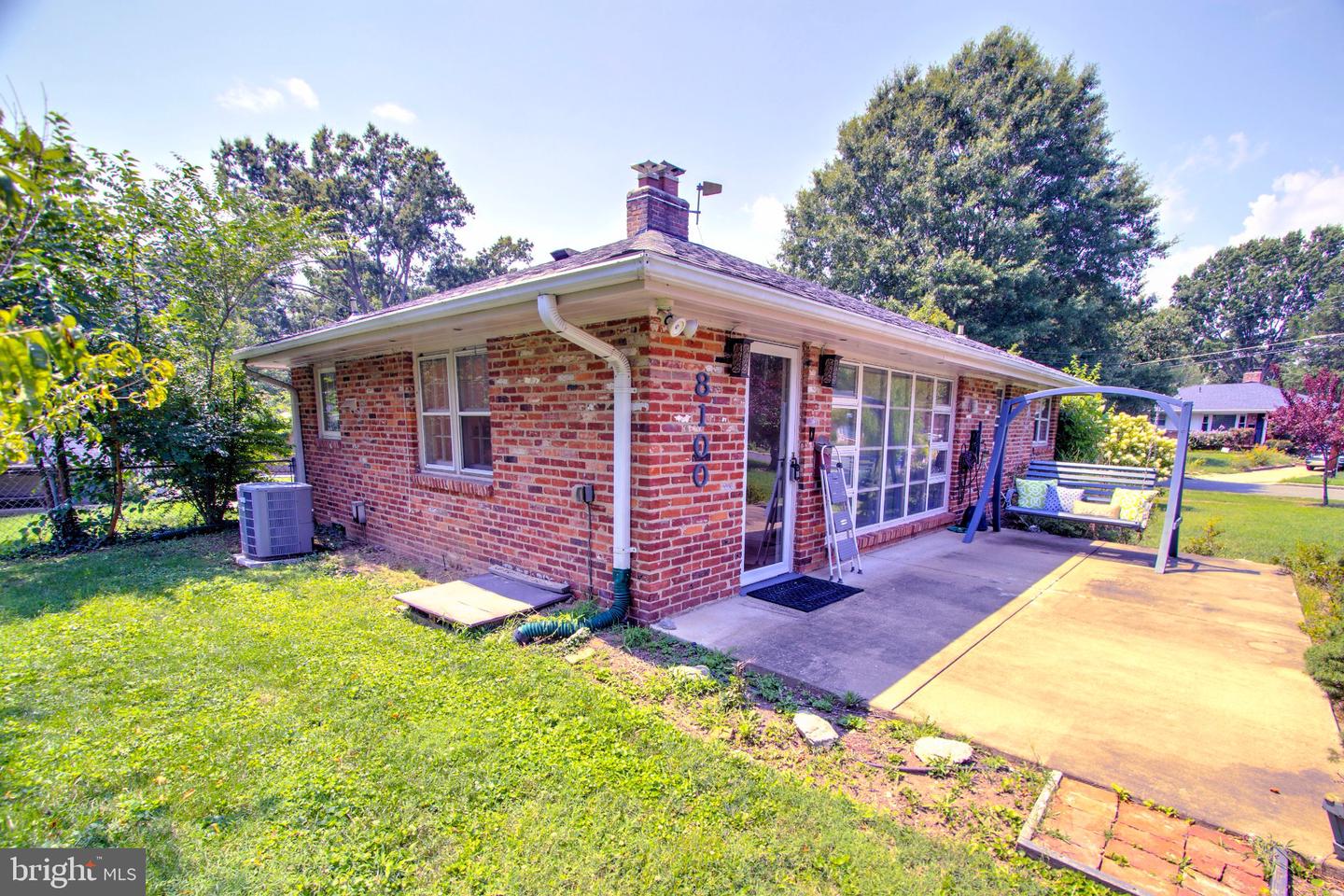 8100 Carlyle Pl Property Photo 33