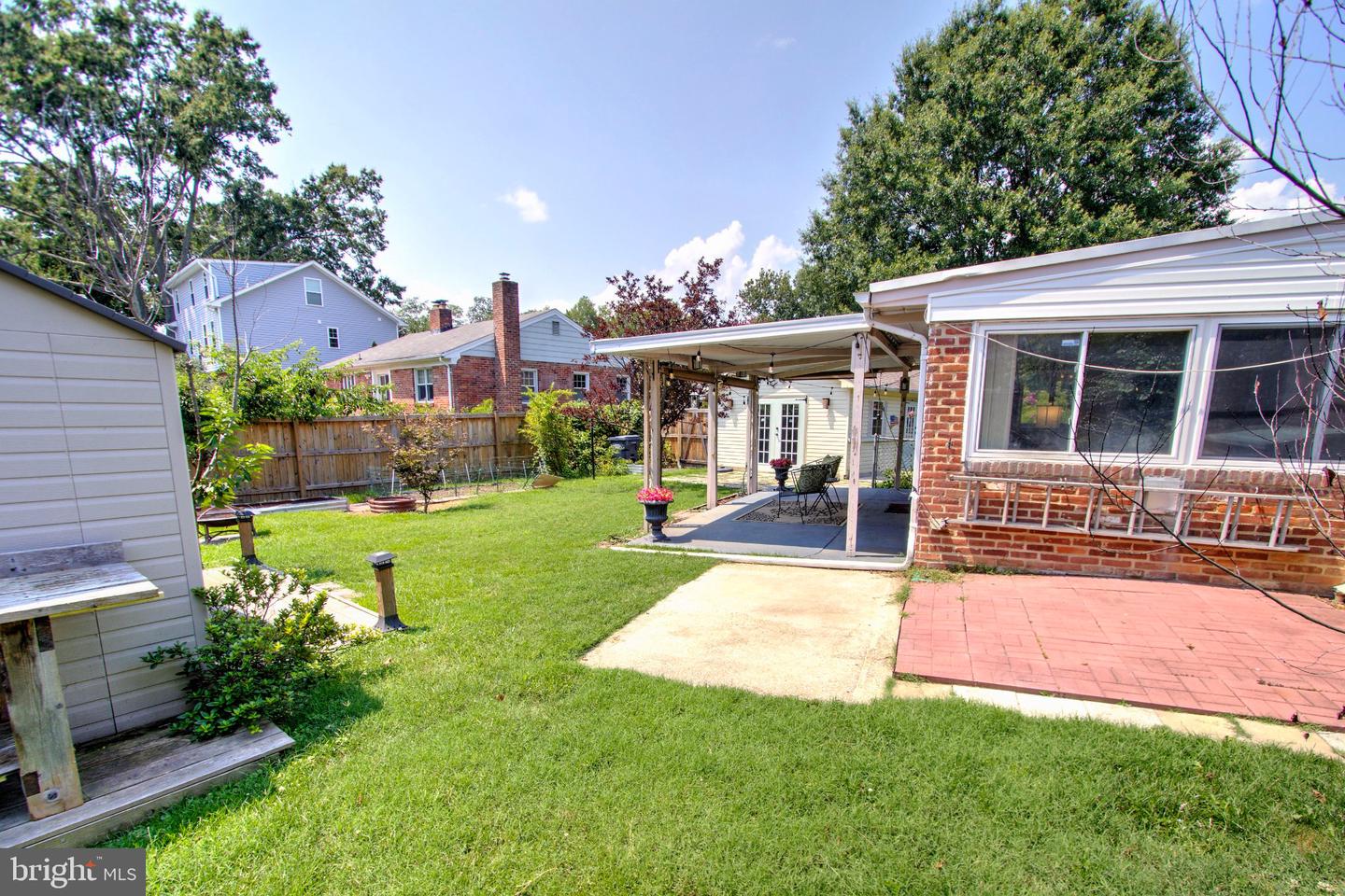 8100 Carlyle Pl Property Photo 39