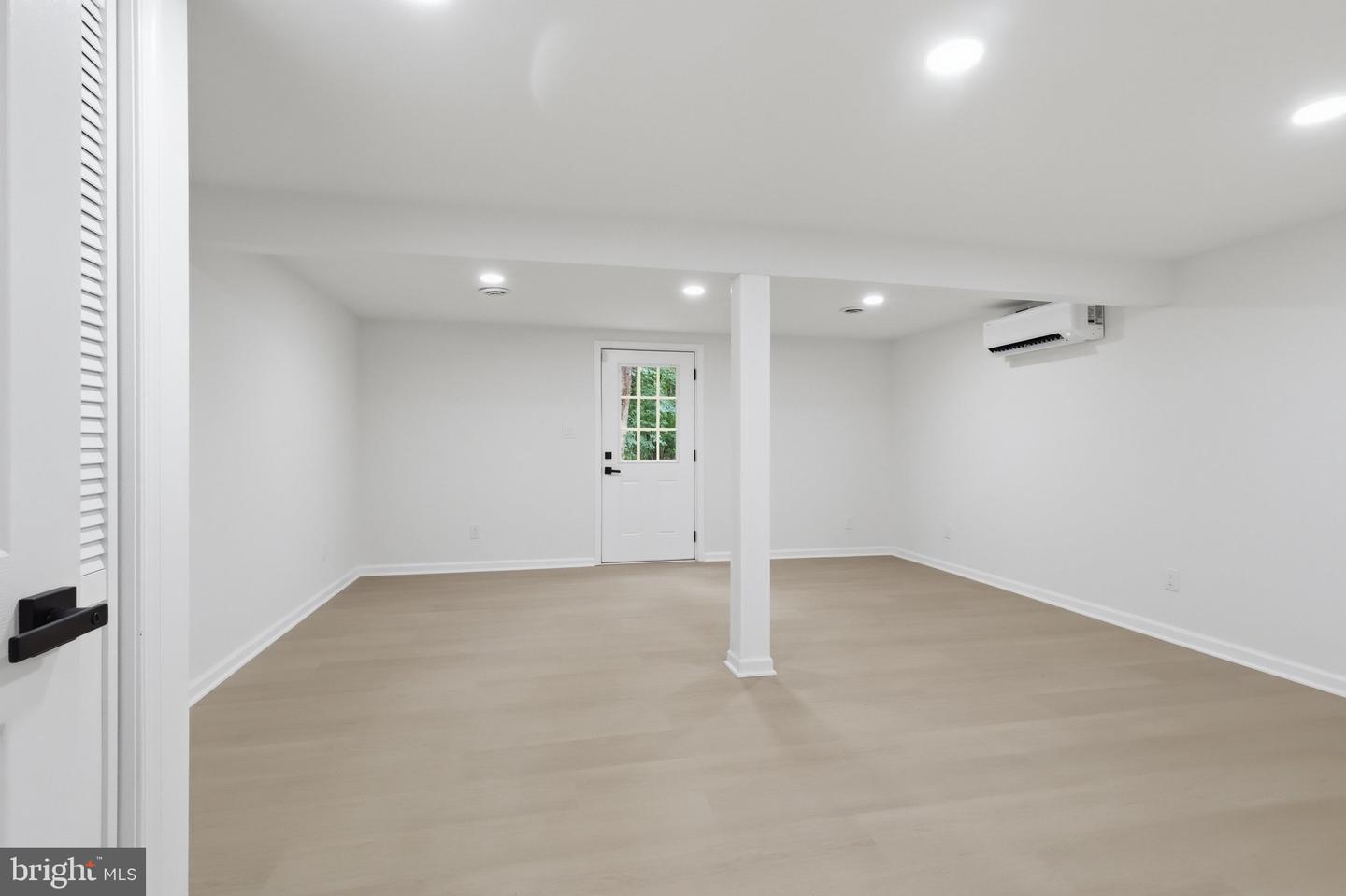 14983 Gold Post Ct Property Photo 17