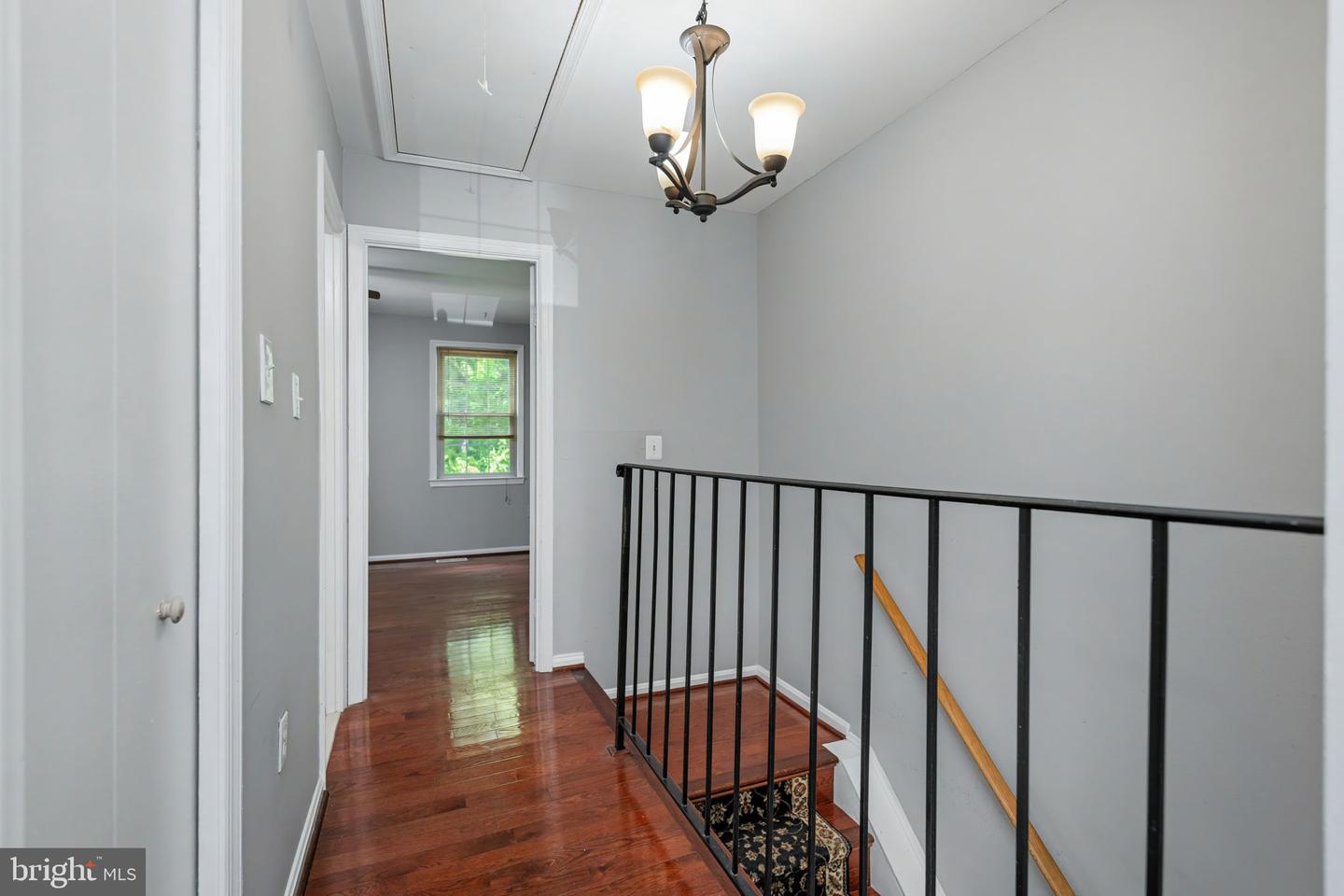 4749 Gainsborough Dr Property Photo 22
