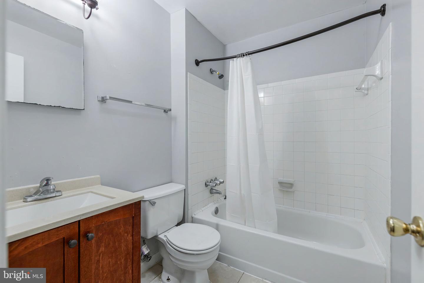 4749 Gainsborough Dr Property Photo 30