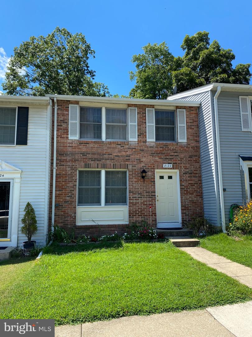 8122 Parkdale Ct Property Photo 1