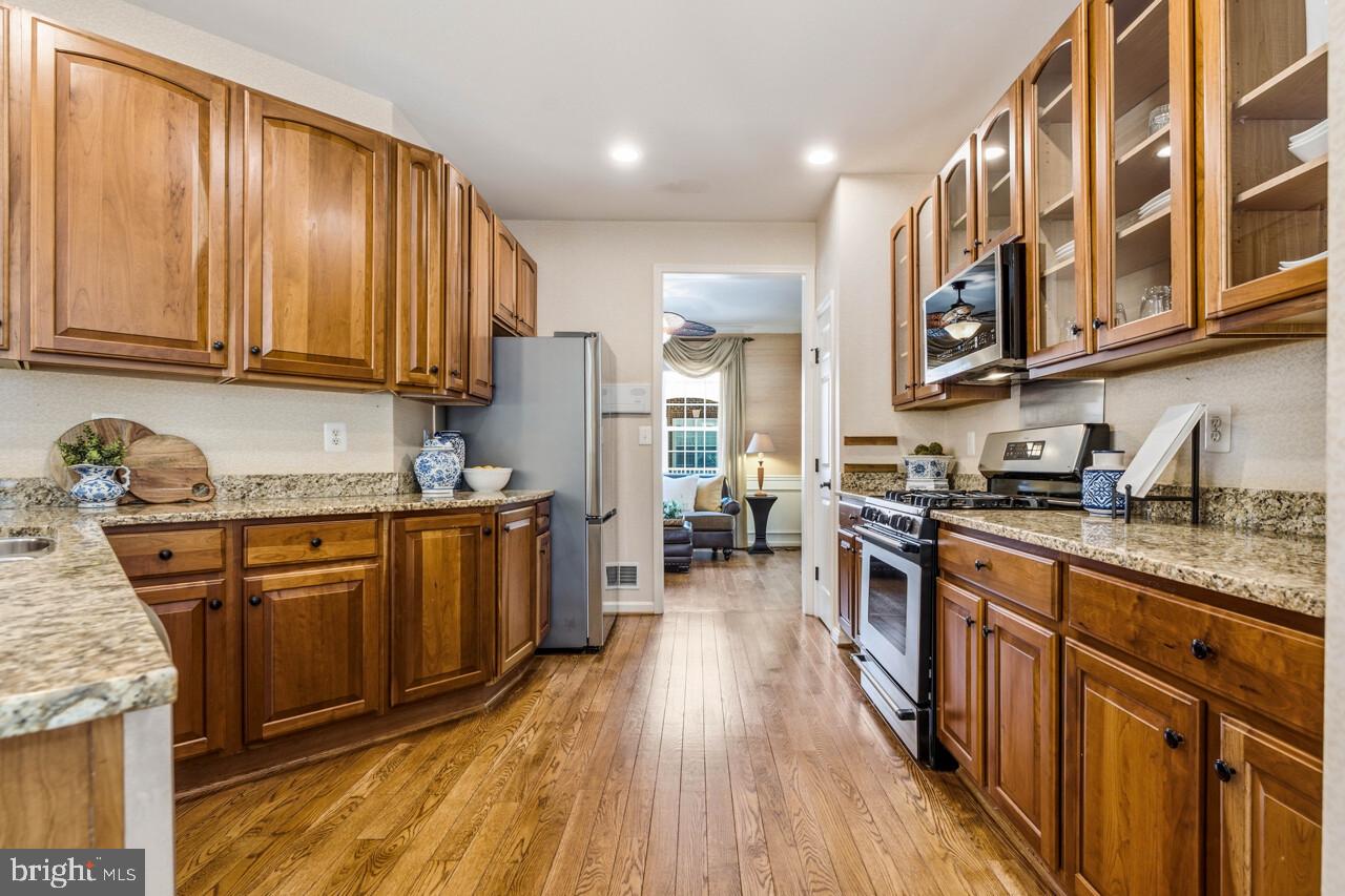 7023 Regional Inlet Dr Property Photo 6