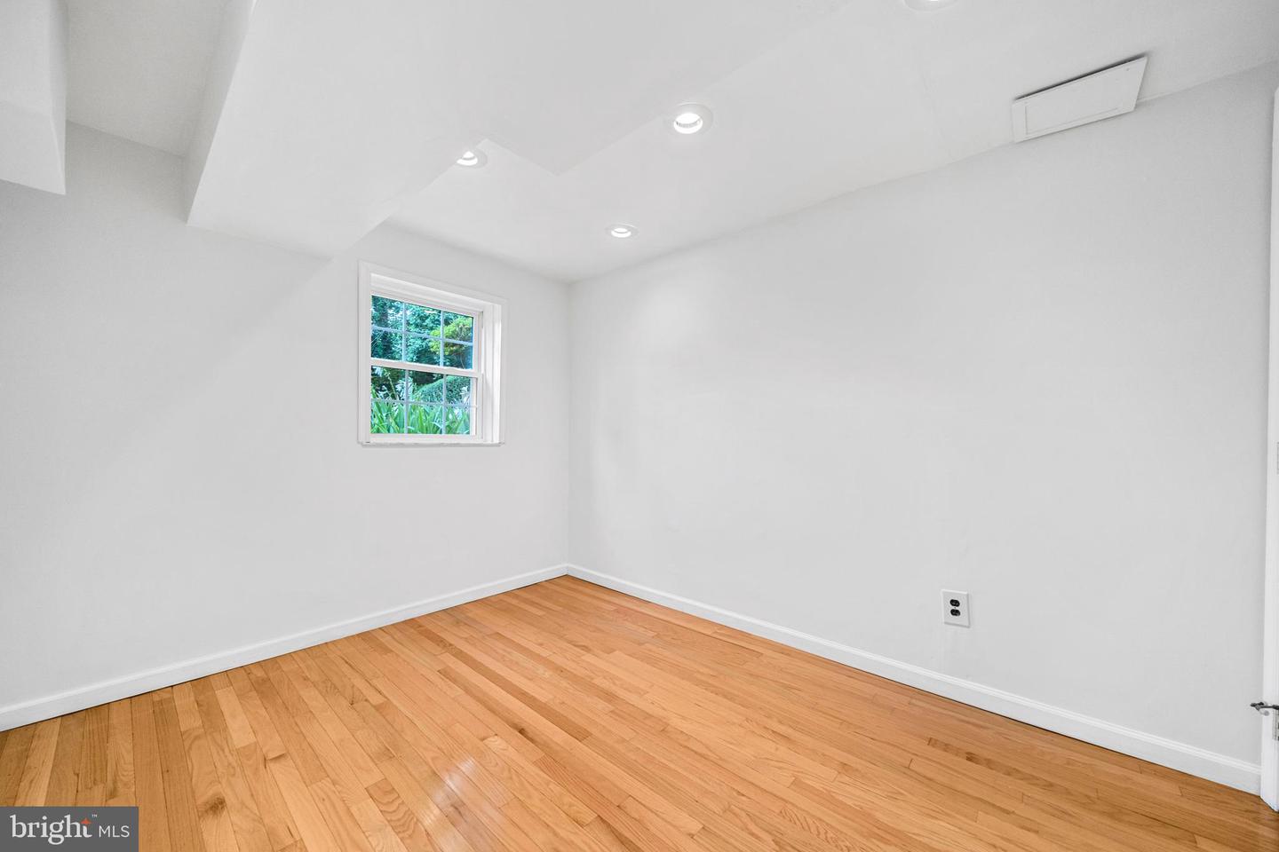 5436 Donnelly Ct Property Photo 35